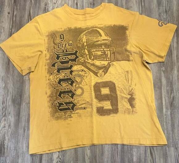 NFL Other - NFL New Orleans Saints Drew Brees #9 Graphic T-Shirt Gold